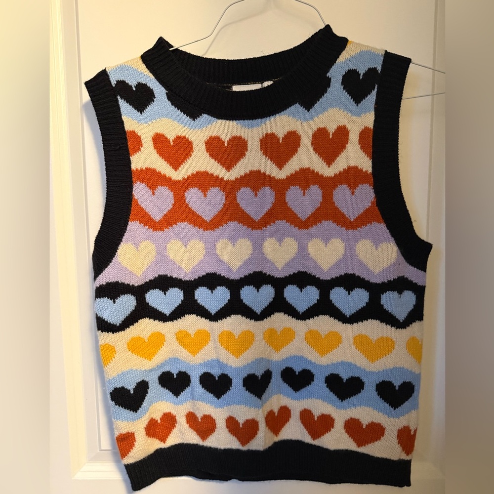 Colorful Heart Pattern Sweater Vest
